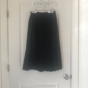 UNIQLO PLEATED WIDE LEG FLARE PANTS